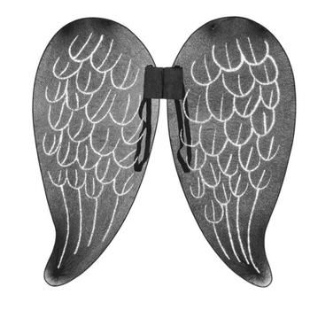 Fekete angyalszárny ezüst hímzéssel