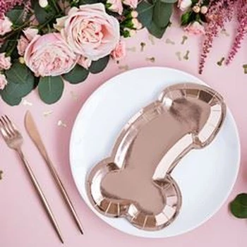 Fütyi formájú papírtányér