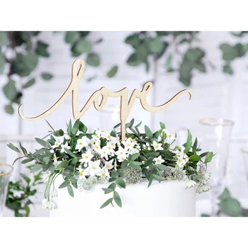 Tortadísz - Fa felirat, Love