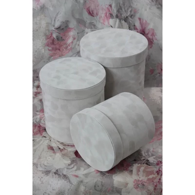 Szürkés-fehér bársony díszdoboz