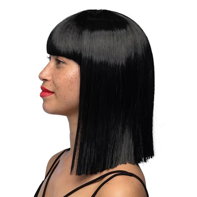 Vállig érő paróka